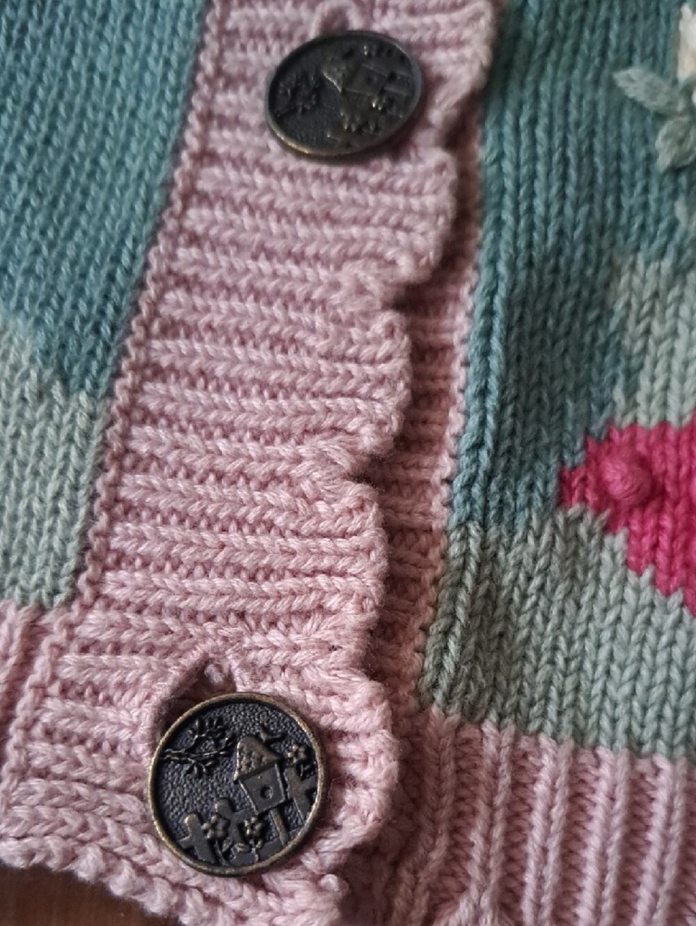 Vintage Pink Embroidered Garden Sweater Vest. Cottagecore, 100% Cotton. Beauty!! - Picture 6 of 8